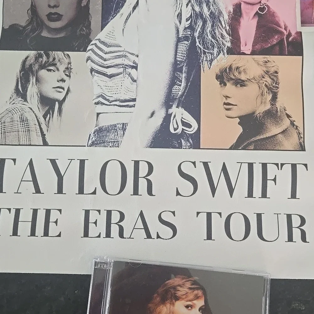 Taylor Swift Eras Tour Fan‎ Bundle